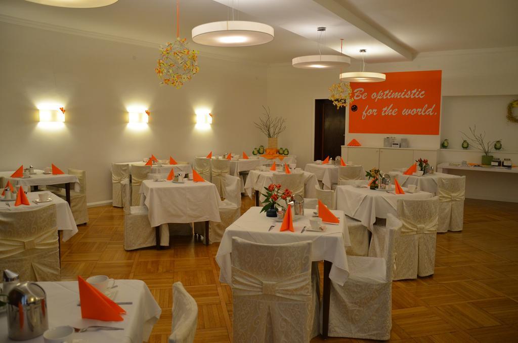 Stadthotel Guertler Amstetten Ngoại thất bức ảnh