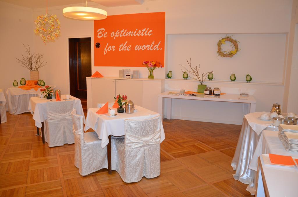 Stadthotel Guertler Amstetten Ngoại thất bức ảnh