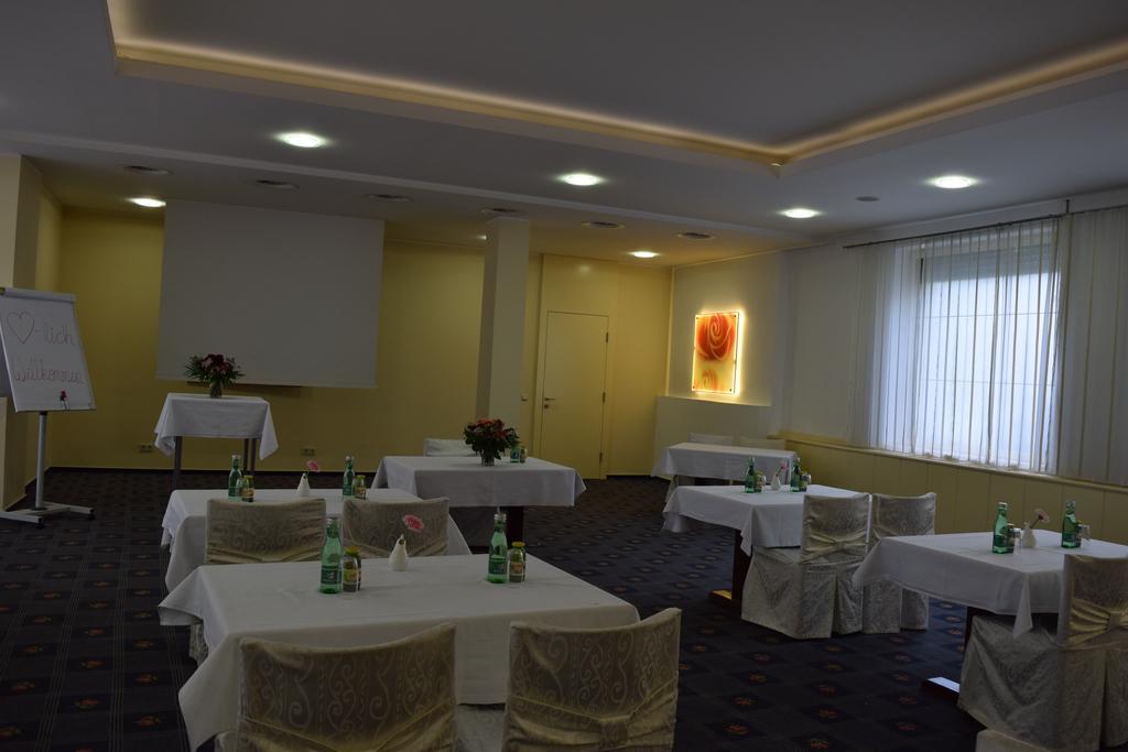 Stadthotel Guertler Amstetten Ngoại thất bức ảnh