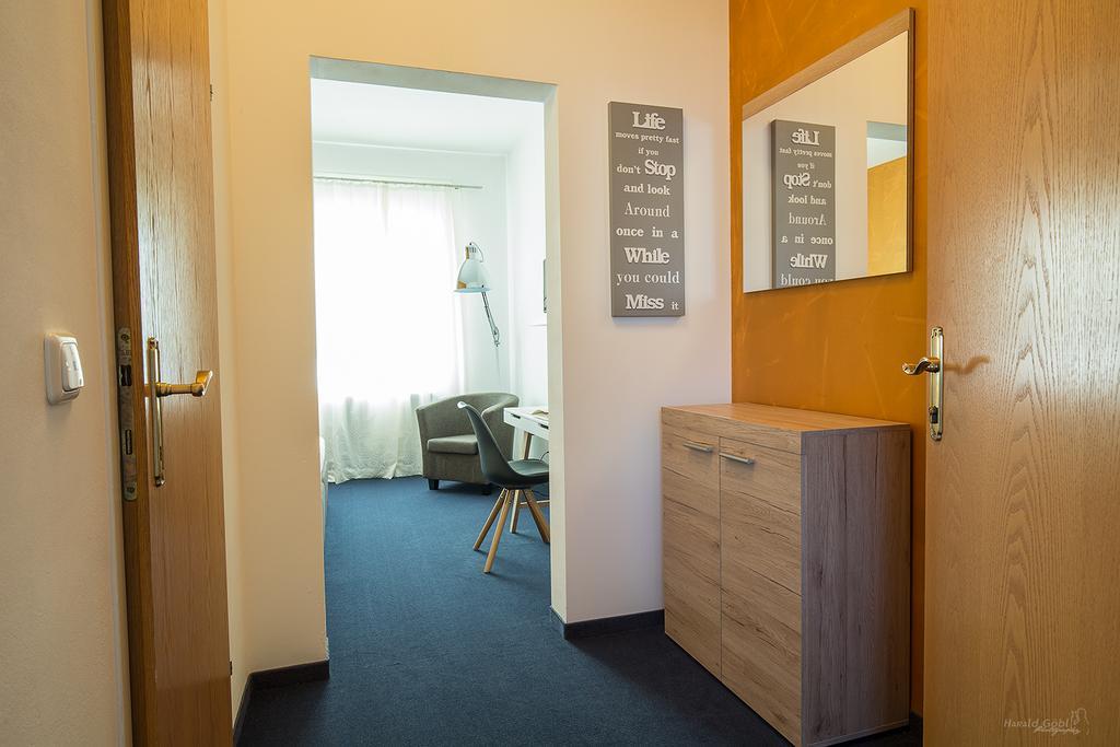 Stadthotel Guertler Amstetten Ngoại thất bức ảnh