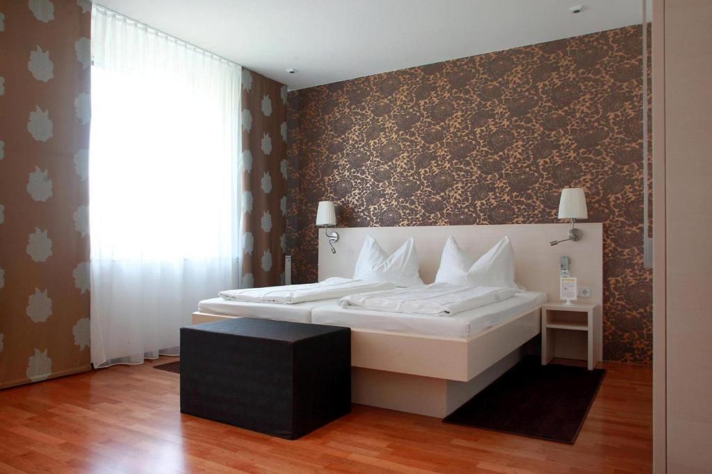 Stadthotel Guertler Amstetten Ngoại thất bức ảnh