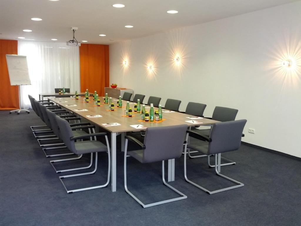 Stadthotel Guertler Amstetten Ngoại thất bức ảnh